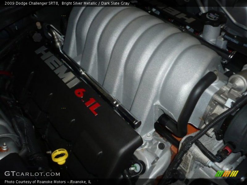 Bright Silver Metallic / Dark Slate Gray 2009 Dodge Challenger SRT8