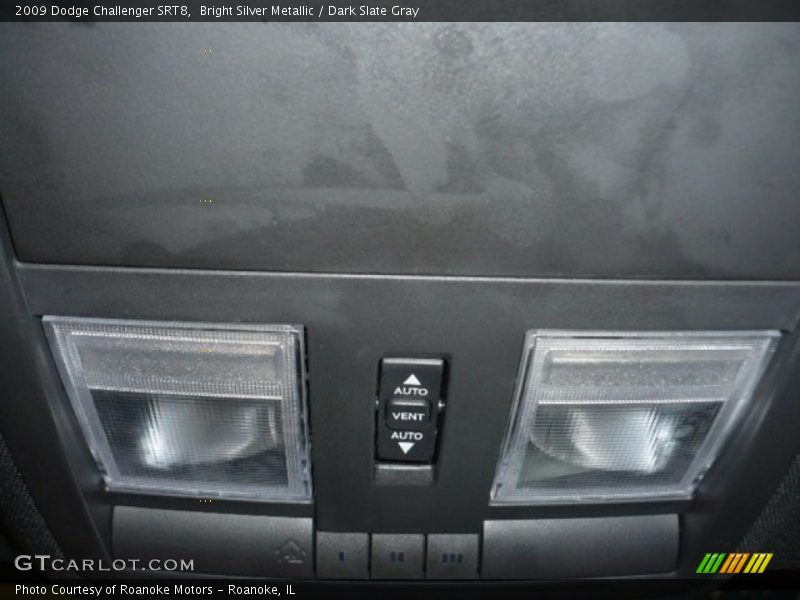 Bright Silver Metallic / Dark Slate Gray 2009 Dodge Challenger SRT8