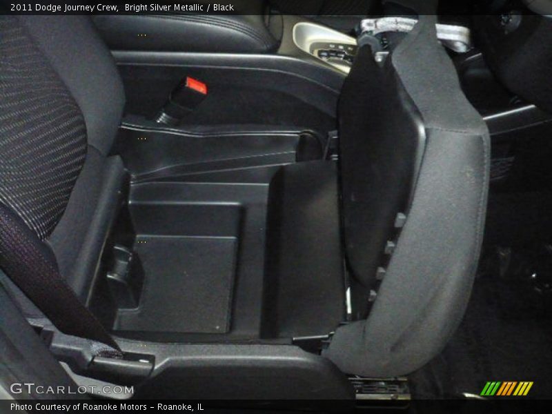Bright Silver Metallic / Black 2011 Dodge Journey Crew