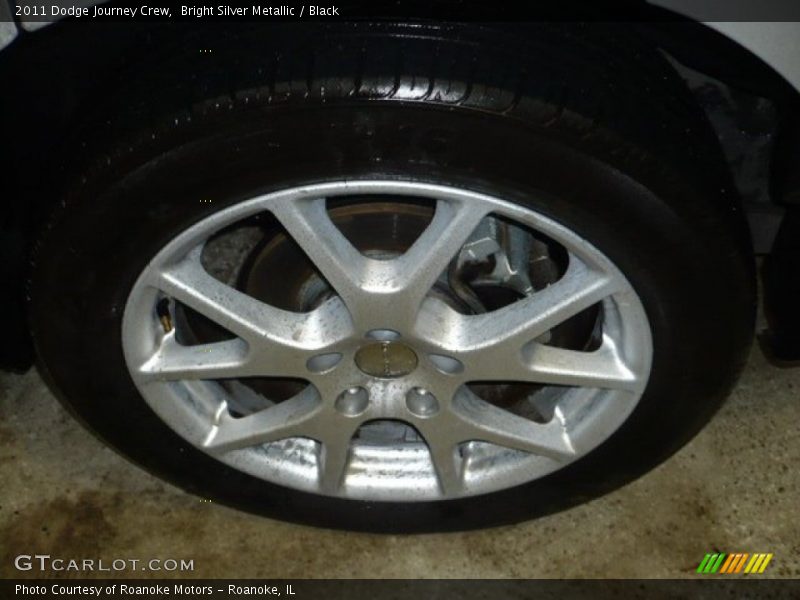 Bright Silver Metallic / Black 2011 Dodge Journey Crew