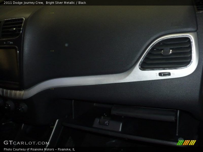 Bright Silver Metallic / Black 2011 Dodge Journey Crew