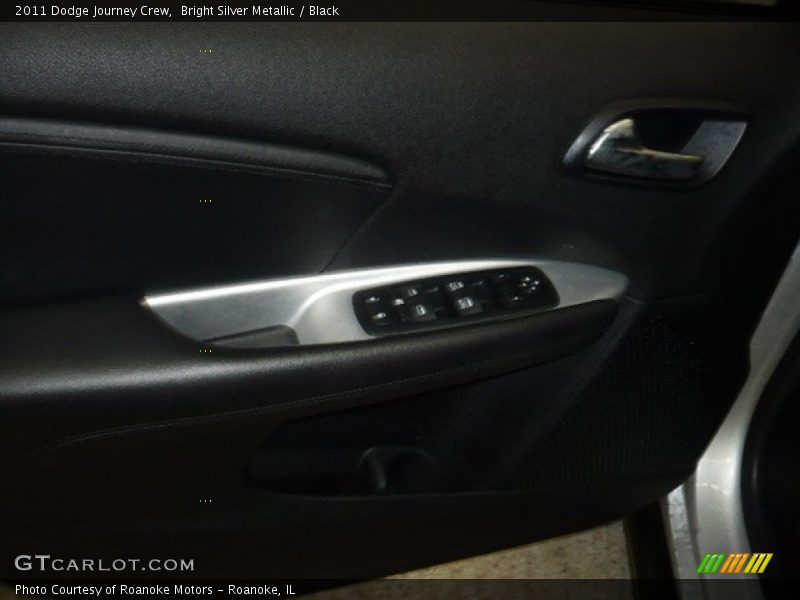 Bright Silver Metallic / Black 2011 Dodge Journey Crew