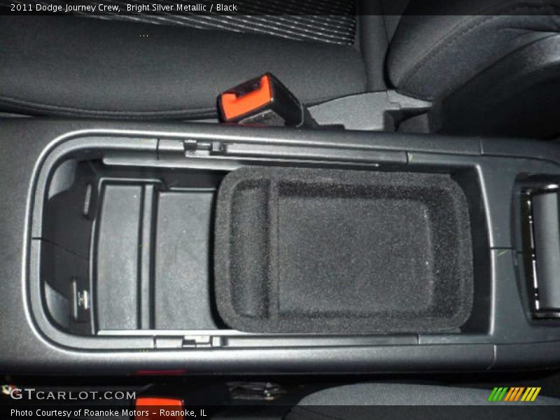 Bright Silver Metallic / Black 2011 Dodge Journey Crew
