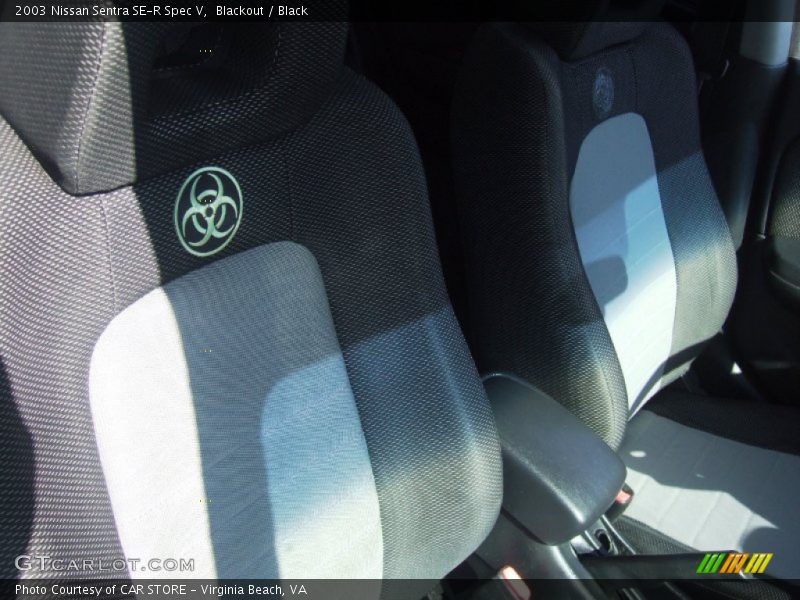 Blackout / Black 2003 Nissan Sentra SE-R Spec V