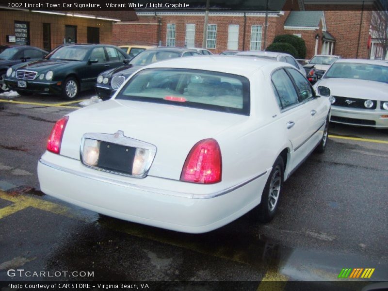 Vibrant White / Light Graphite 2002 Lincoln Town Car Signature