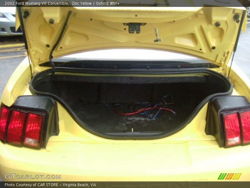 Zinc Yellow / Oxford White 2002 Ford Mustang V6 Convertible