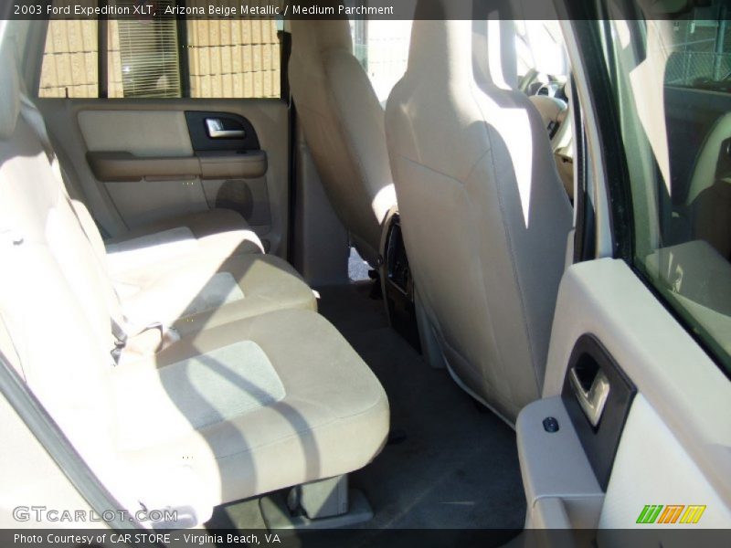 Arizona Beige Metallic / Medium Parchment 2003 Ford Expedition XLT