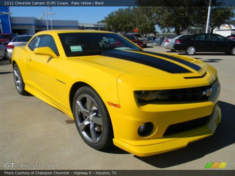 Front 3/4 View of 2012 Camaro SS/RS Coupe