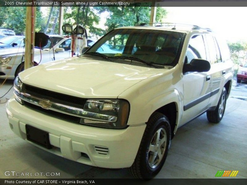 Summit White / Light Cashmere/Ebony 2005 Chevrolet TrailBlazer LS