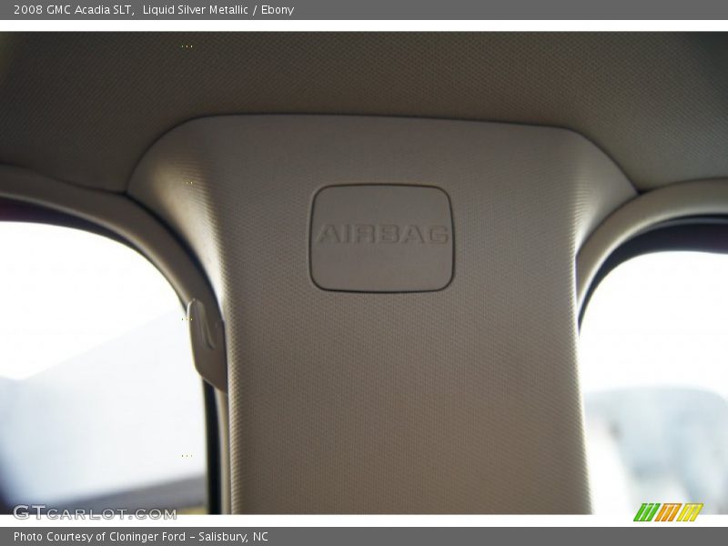 Liquid Silver Metallic / Ebony 2008 GMC Acadia SLT