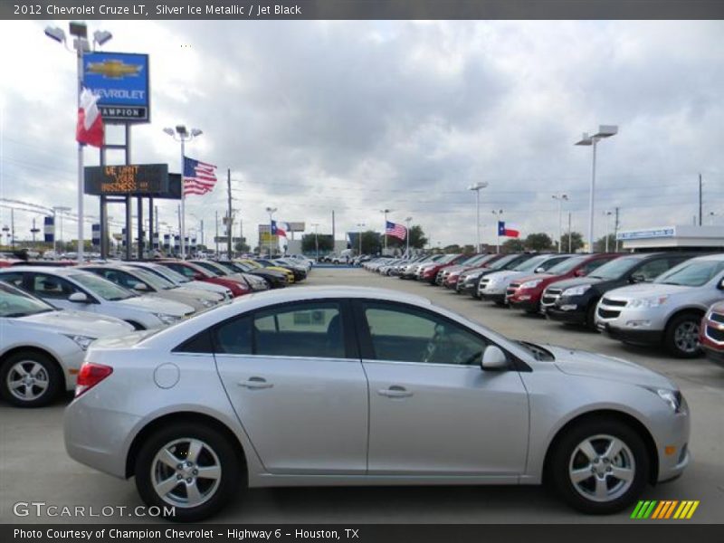 Silver Ice Metallic / Jet Black 2012 Chevrolet Cruze LT