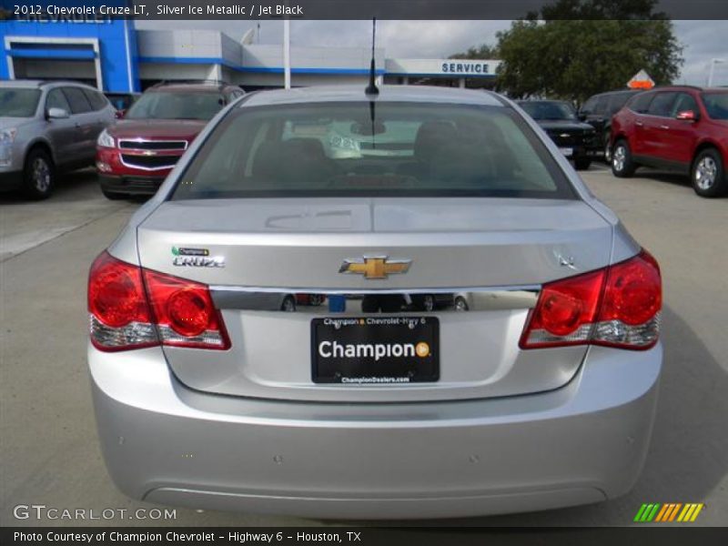 Silver Ice Metallic / Jet Black 2012 Chevrolet Cruze LT