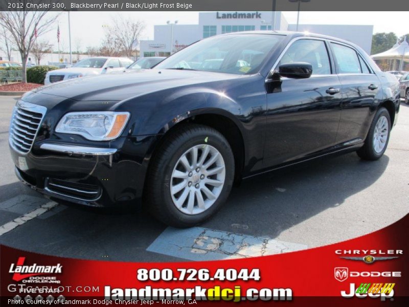 Blackberry Pearl / Black/Light Frost Beige 2012 Chrysler 300