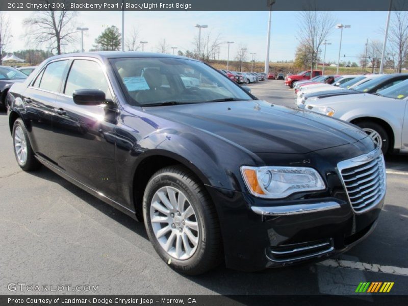 Blackberry Pearl / Black/Light Frost Beige 2012 Chrysler 300