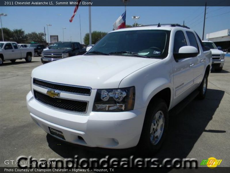 Summit White / Ebony 2011 Chevrolet Avalanche LS