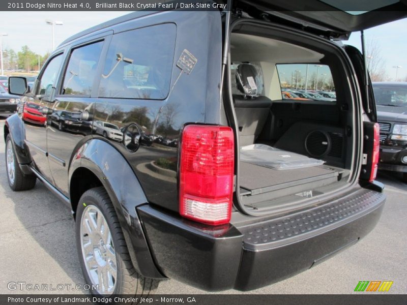 Brilliant Black Crystal Pearl / Dark Slate Gray 2011 Dodge Nitro Heat 4.0
