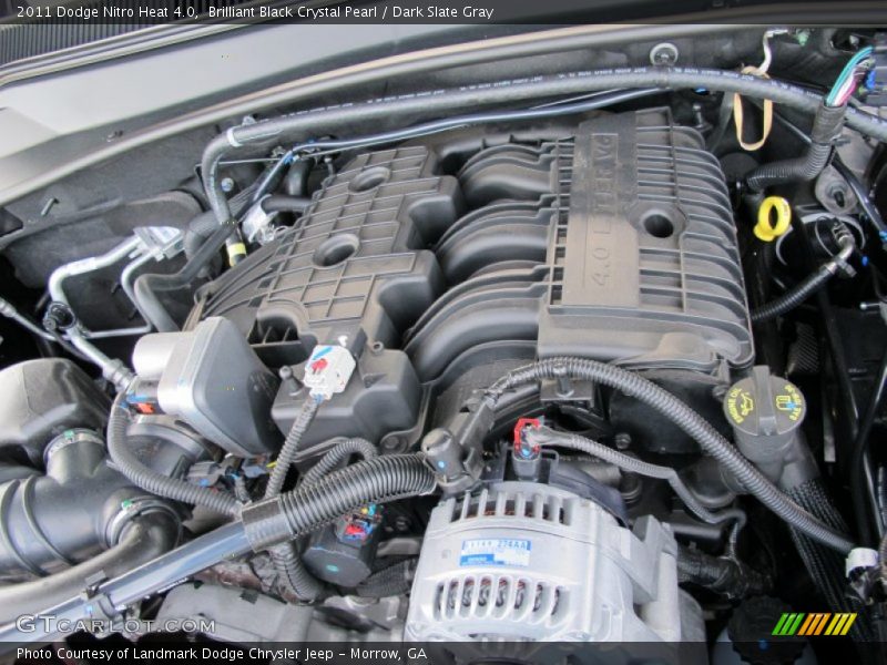 Brilliant Black Crystal Pearl / Dark Slate Gray 2011 Dodge Nitro Heat 4.0