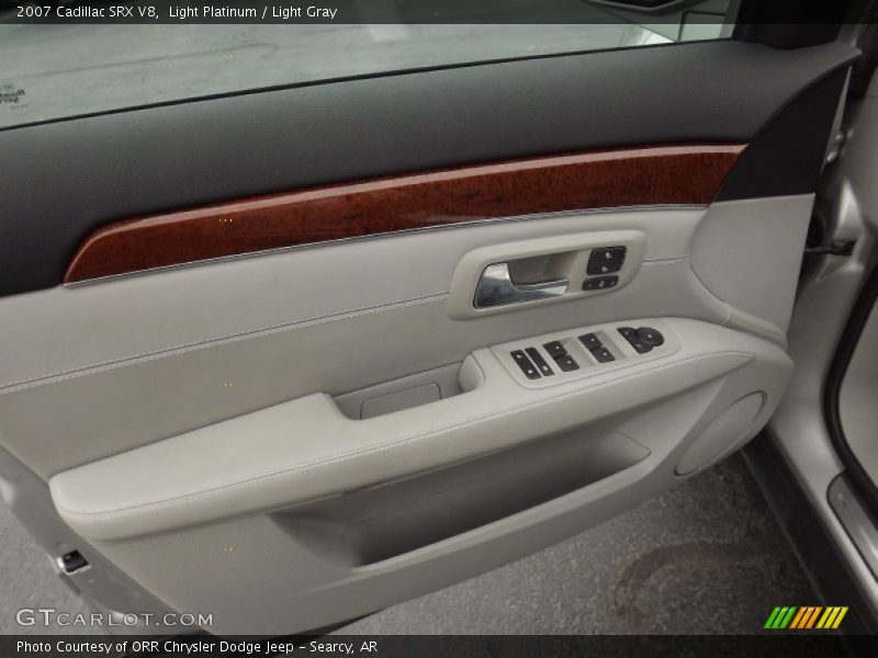 Light Platinum / Light Gray 2007 Cadillac SRX V8