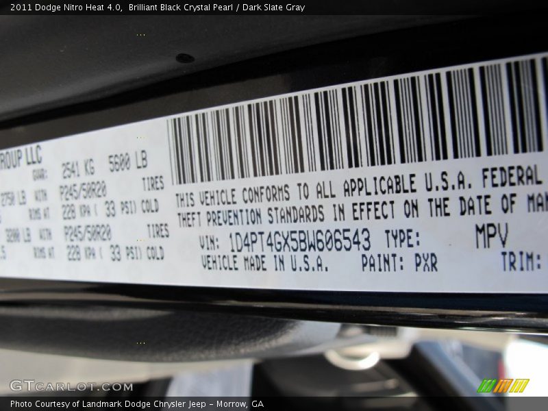 Brilliant Black Crystal Pearl / Dark Slate Gray 2011 Dodge Nitro Heat 4.0