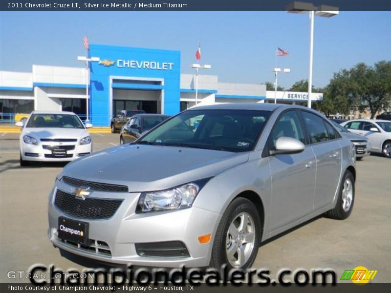 Silver Ice Metallic / Medium Titanium 2011 Chevrolet Cruze LT