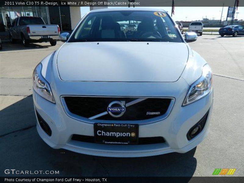 Ice White / R Design Off Black/Calcite Flextec 2011 Volvo C30 T5 R-Design