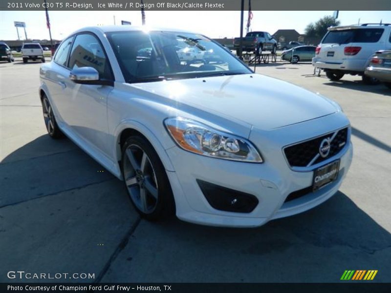 Ice White / R Design Off Black/Calcite Flextec 2011 Volvo C30 T5 R-Design