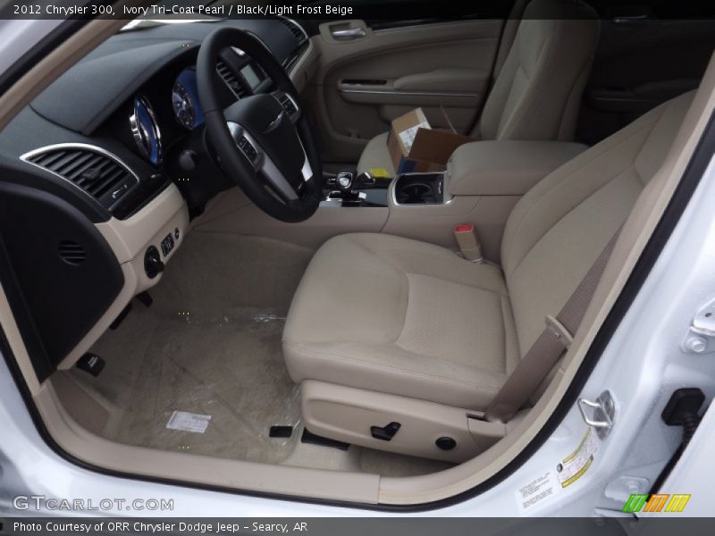 Ivory Tri-Coat Pearl / Black/Light Frost Beige 2012 Chrysler 300
