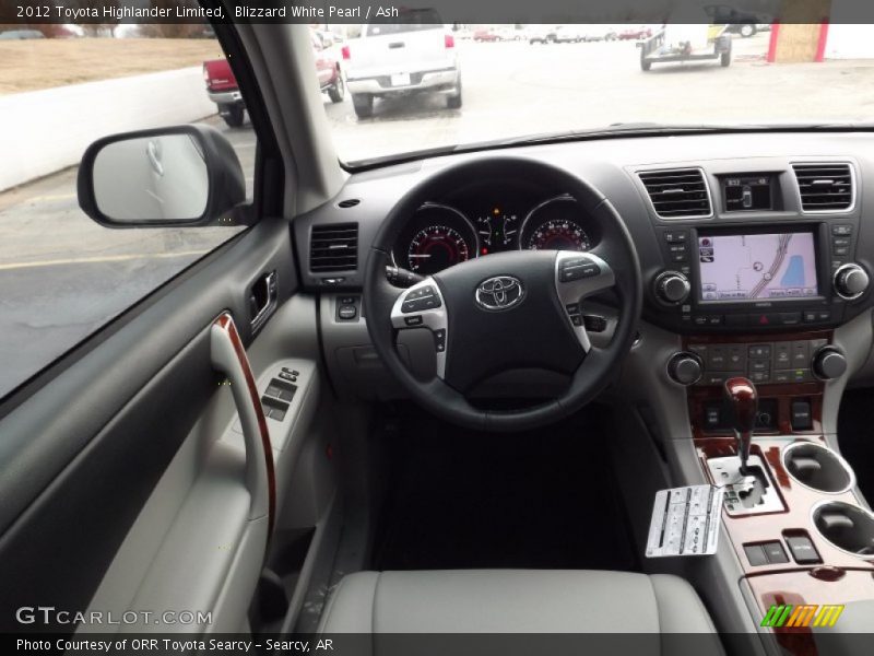 Blizzard White Pearl / Ash 2012 Toyota Highlander Limited