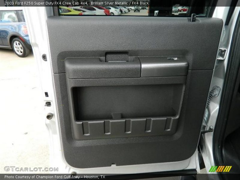 Brilliant Silver Metallic / FX4 Black 2009 Ford F250 Super Duty FX4 Crew Cab 4x4