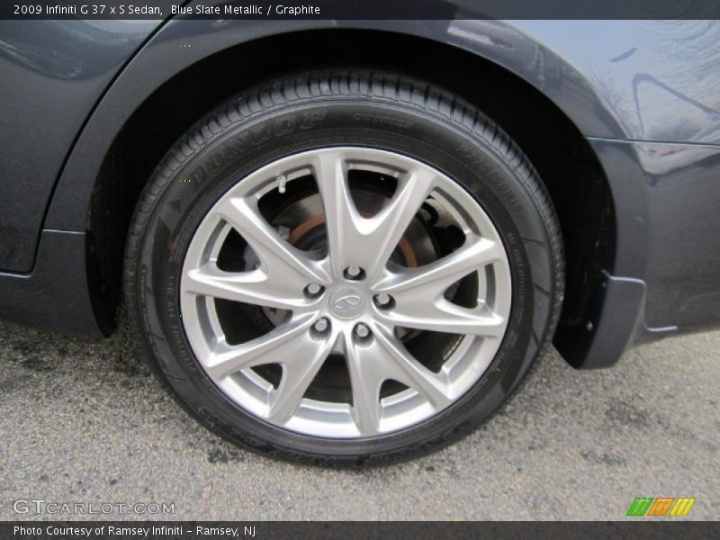  2009 G 37 x S Sedan Wheel