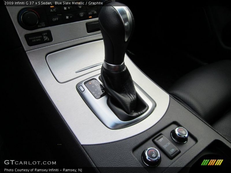  2009 G 37 x S Sedan 7 Speed ASC Automatic Shifter