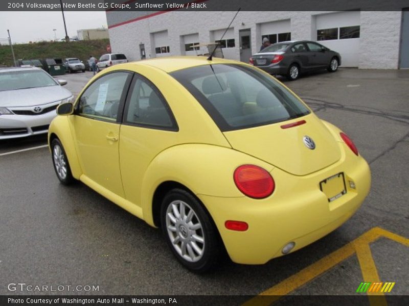 Sunflower Yellow / Black 2004 Volkswagen New Beetle GLS Coupe