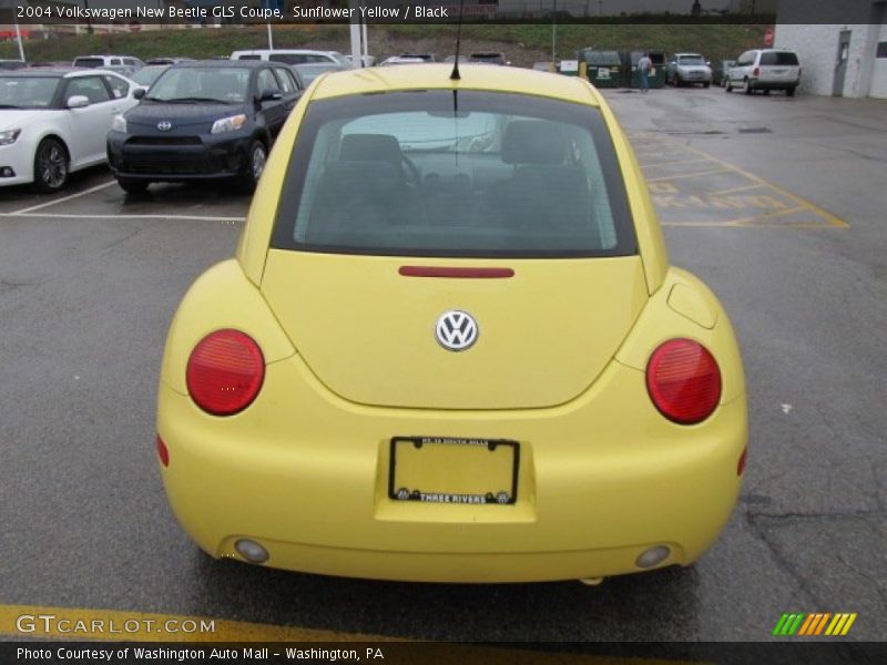 Sunflower Yellow / Black 2004 Volkswagen New Beetle GLS Coupe
