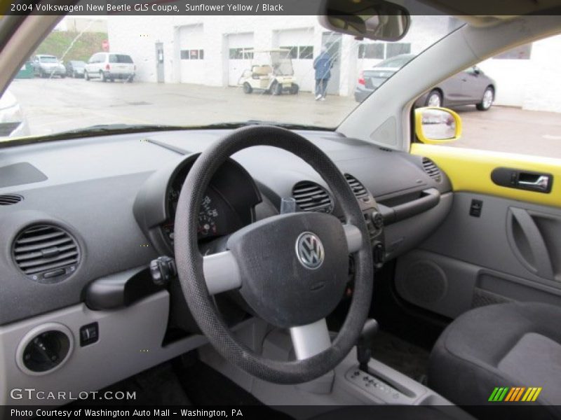 Sunflower Yellow / Black 2004 Volkswagen New Beetle GLS Coupe