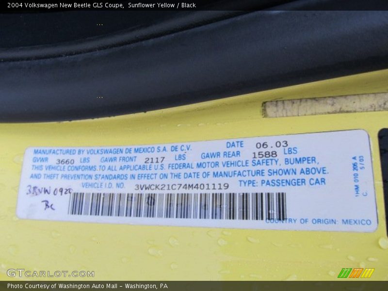 Sunflower Yellow / Black 2004 Volkswagen New Beetle GLS Coupe