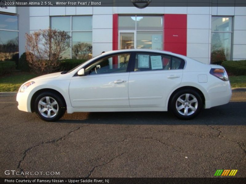 Winter Frost Pearl / Blond 2009 Nissan Altima 2.5 SL