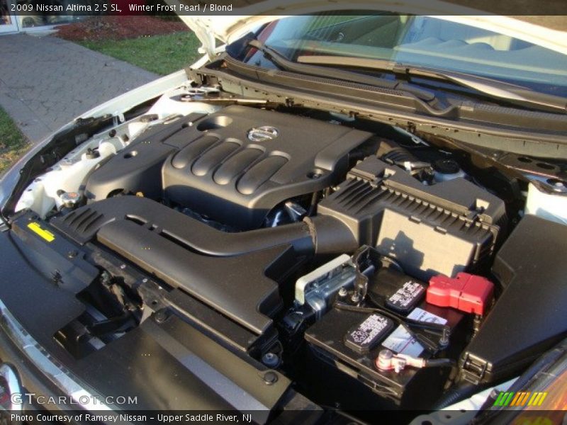 Winter Frost Pearl / Blond 2009 Nissan Altima 2.5 SL
