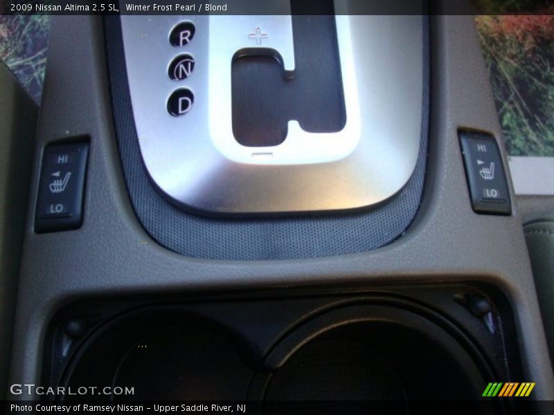 Winter Frost Pearl / Blond 2009 Nissan Altima 2.5 SL