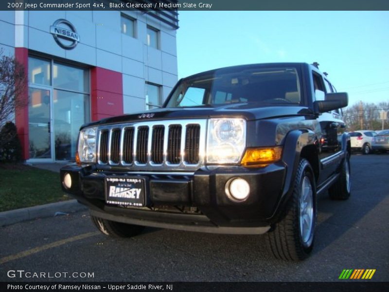 Black Clearcoat / Medium Slate Gray 2007 Jeep Commander Sport 4x4