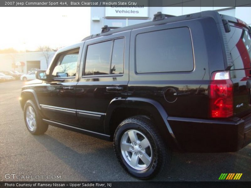 Black Clearcoat / Medium Slate Gray 2007 Jeep Commander Sport 4x4
