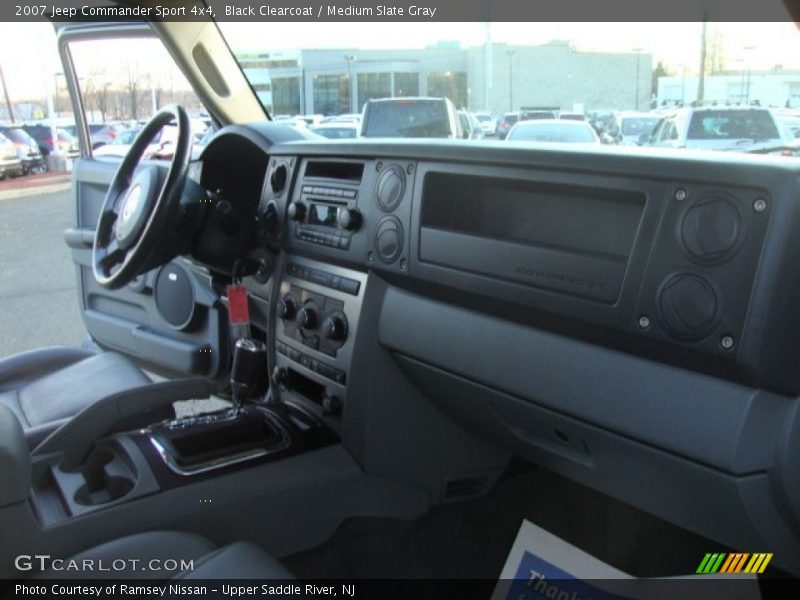 Black Clearcoat / Medium Slate Gray 2007 Jeep Commander Sport 4x4