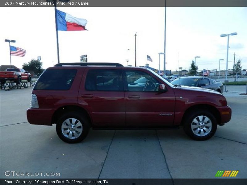 Vivid Red / Camel 2007 Mercury Mountaineer