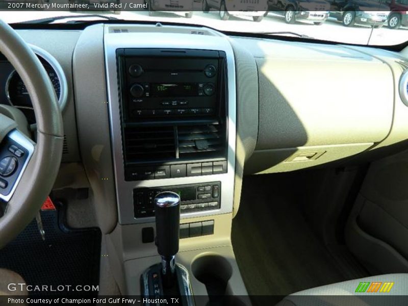 Vivid Red / Camel 2007 Mercury Mountaineer