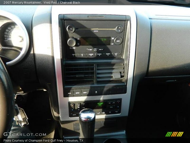 Vivid Red / Charcoal Black 2007 Mercury Mountaineer