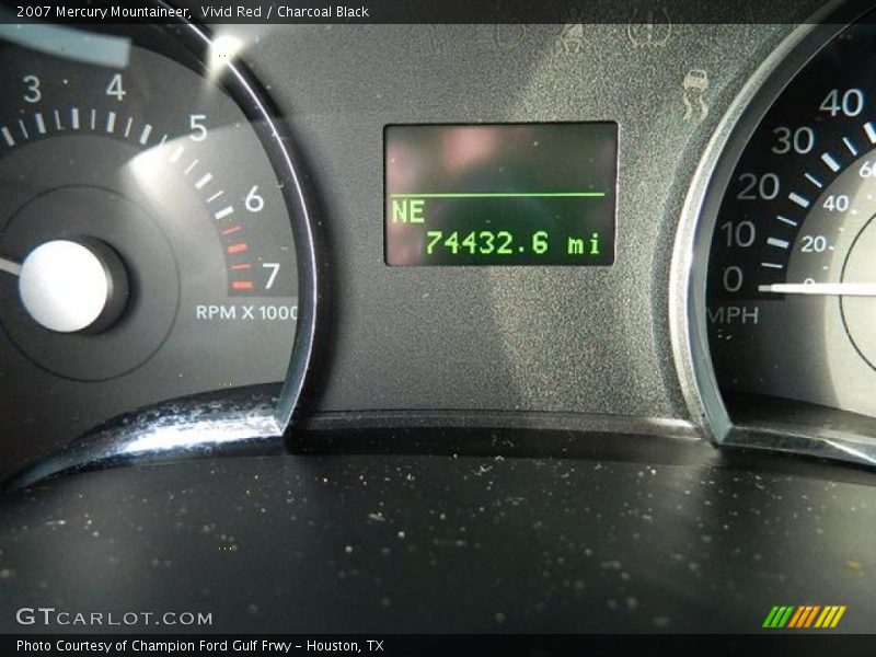 Vivid Red / Charcoal Black 2007 Mercury Mountaineer