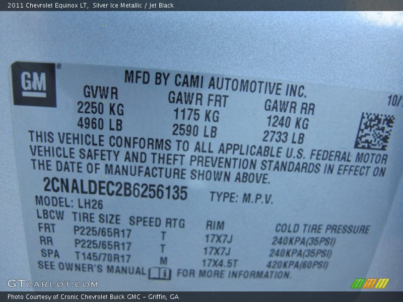 Silver Ice Metallic / Jet Black 2011 Chevrolet Equinox LT