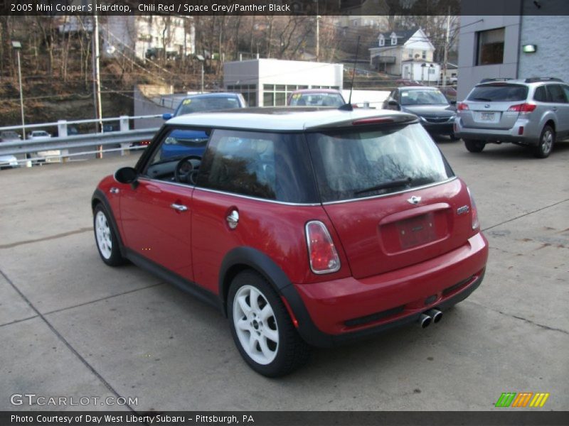 Chili Red / Space Grey/Panther Black 2005 Mini Cooper S Hardtop