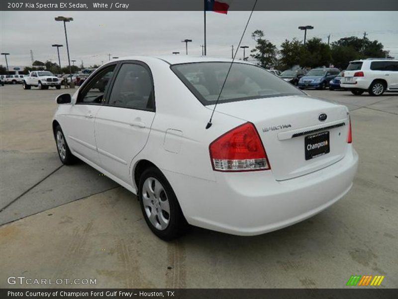 White / Gray 2007 Kia Spectra EX Sedan