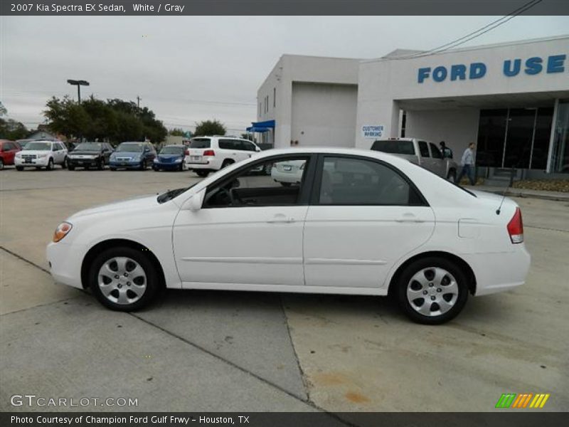 White / Gray 2007 Kia Spectra EX Sedan