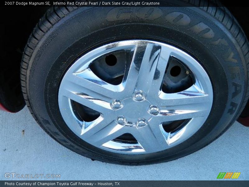Inferno Red Crystal Pearl / Dark Slate Gray/Light Graystone 2007 Dodge Magnum SE